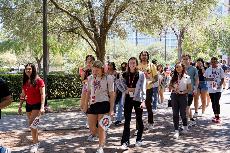 prospective students taking a campus tour